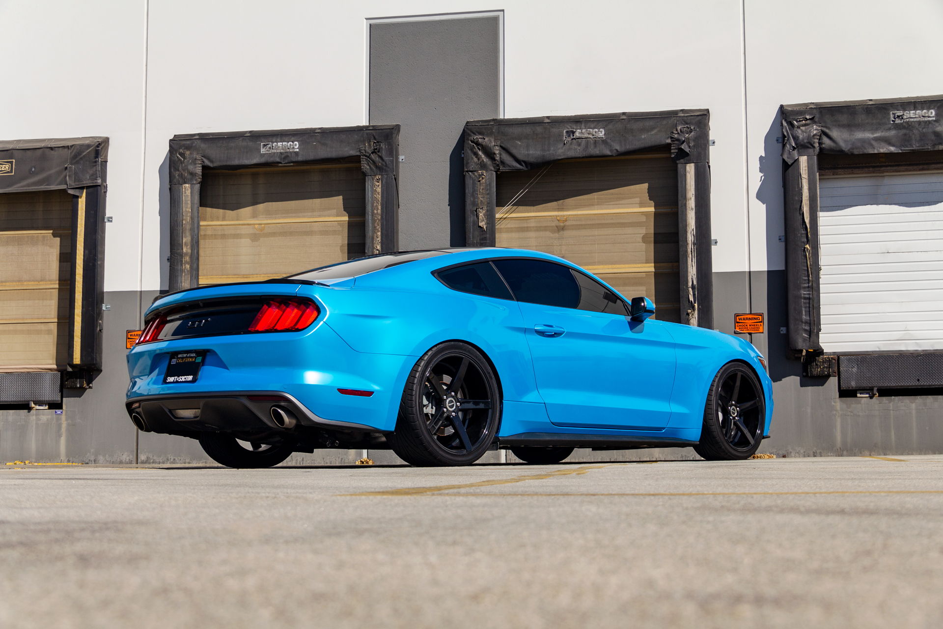 Strada Perfetto Ford Mustang